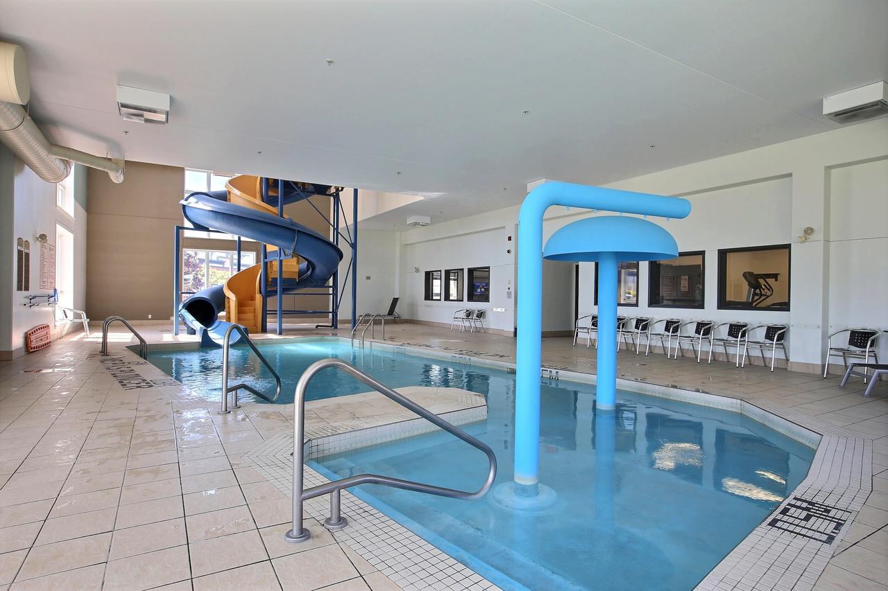 Super 8 By Wyndham Lachenaie/טרבון מראה חיצוני תמונה